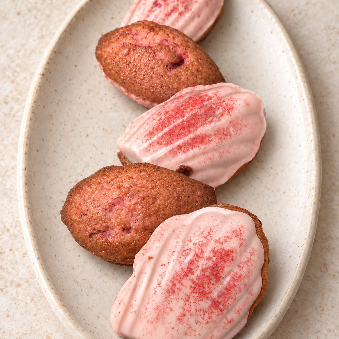 Strawberries Madeleines (Minimum 5pcs)